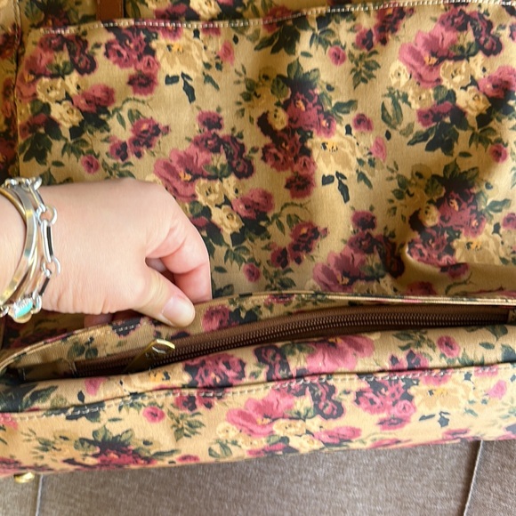 Large Patricia Nash tote - Picture 3 of 5